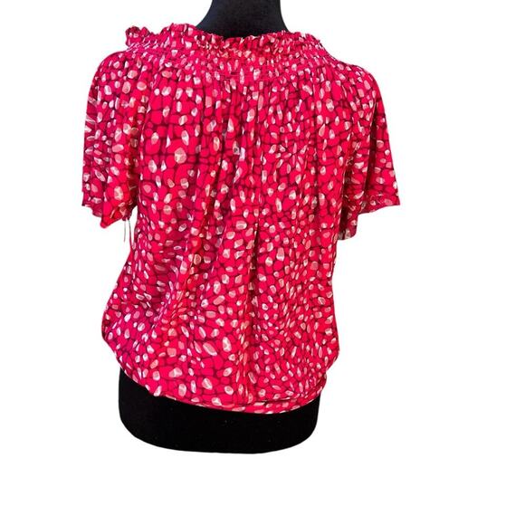Express women’s size M casual top, elastic neckline pink with dots - Picture 2 of 8